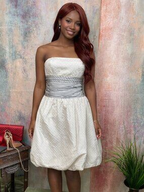 📌BCBGMaxAzria Strapless Transformable Cocktail Dress with Balloon Skirt